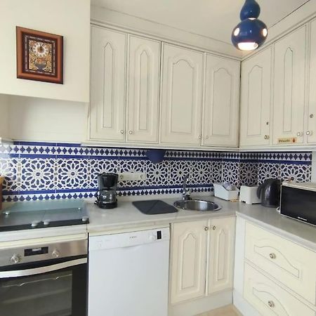Beautiful 2 Bedroom In Calle Carabeo, Nerja Zewnętrze zdjęcie