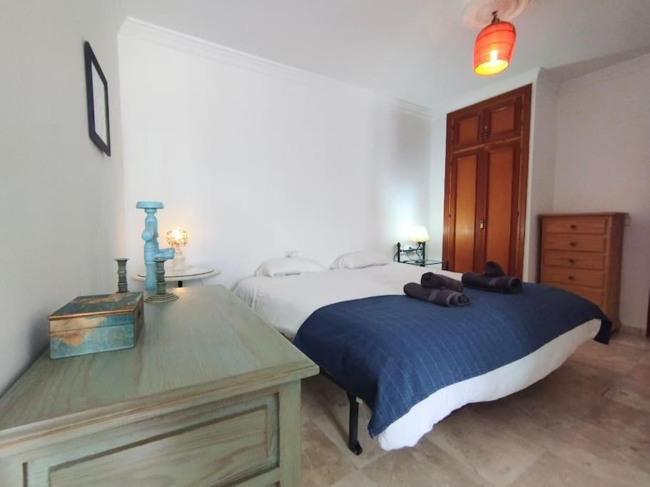 Beautiful 2 Bedroom In Calle Carabeo, Nerja Zewnętrze zdjęcie