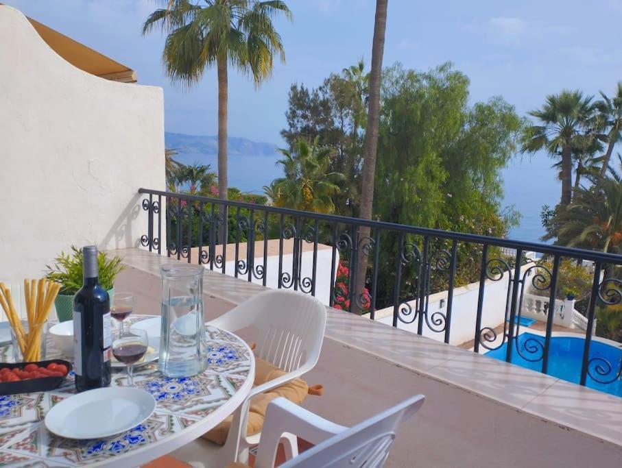 Beautiful 2 Bedroom In Calle Carabeo, Nerja Zewnętrze zdjęcie