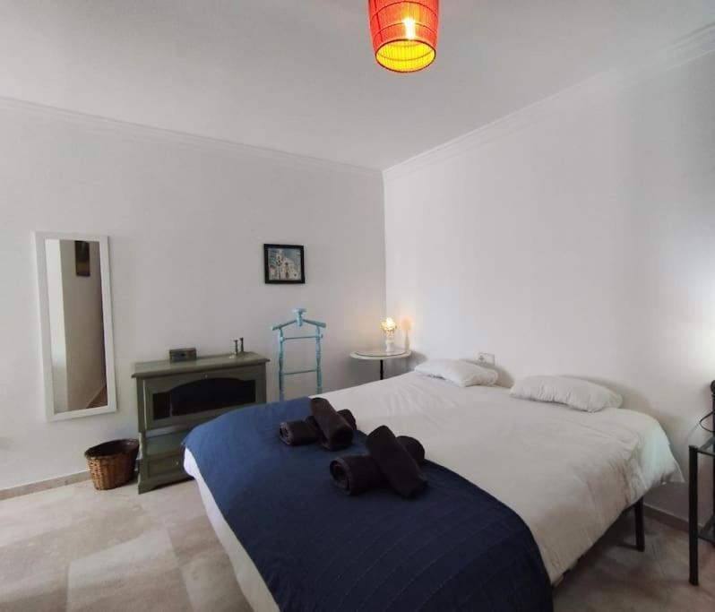 Beautiful 2 Bedroom In Calle Carabeo, Nerja Zewnętrze zdjęcie