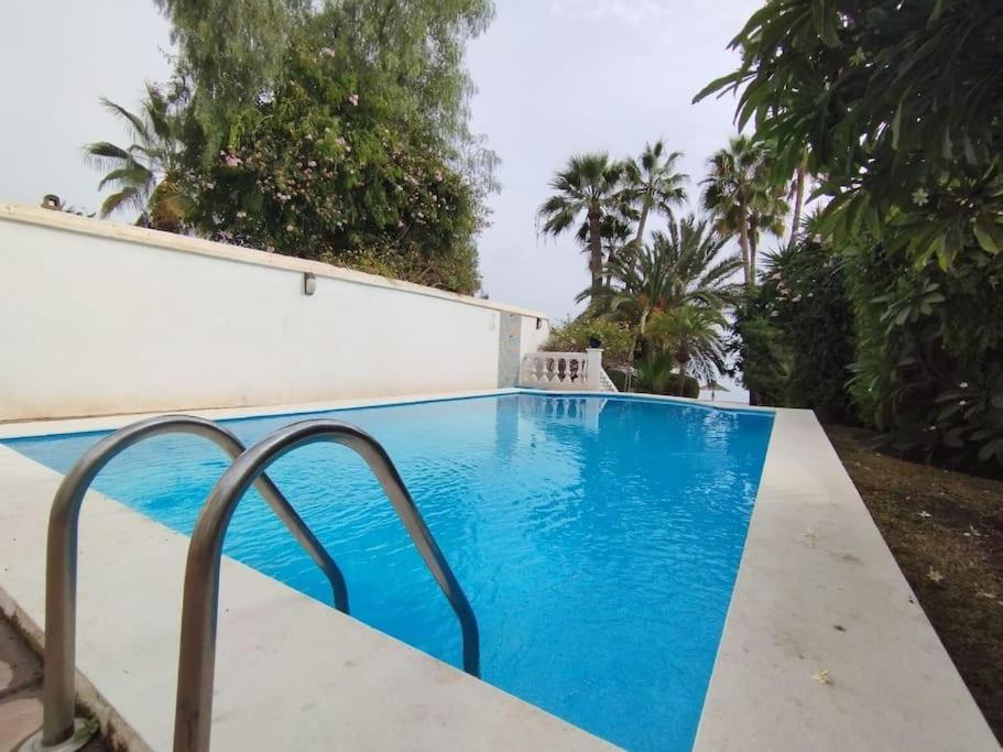 Beautiful 2 Bedroom In Calle Carabeo, Nerja Zewnętrze zdjęcie